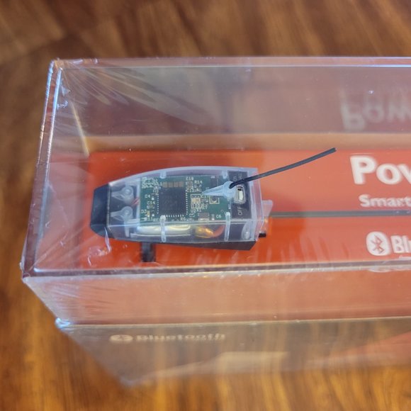 POWERUP 3.0 AIRPLANE - Smartphone Controlled Rechargeable Paper Airplane - Picture 7 of 10